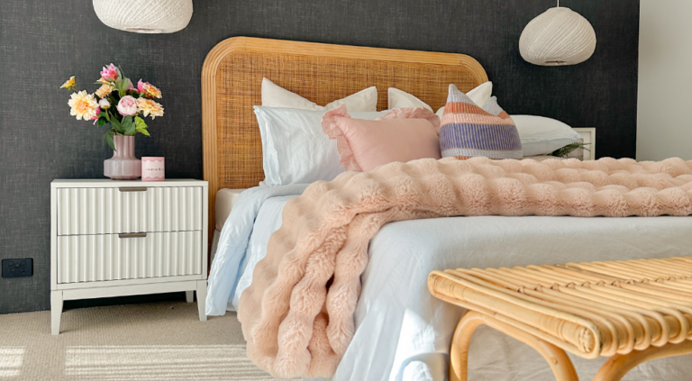 How to Create a Cosy Bedroom on a Budget Image